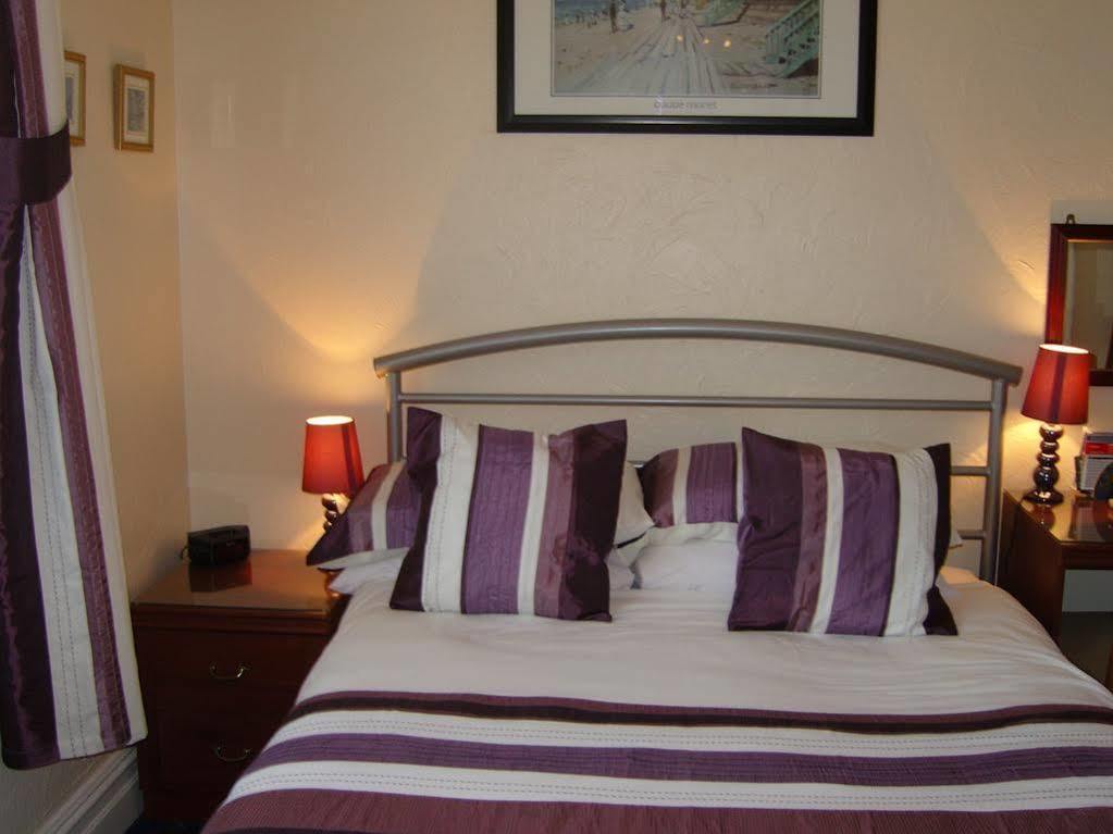 Blueshutters Hotel Poole Bagian luar foto