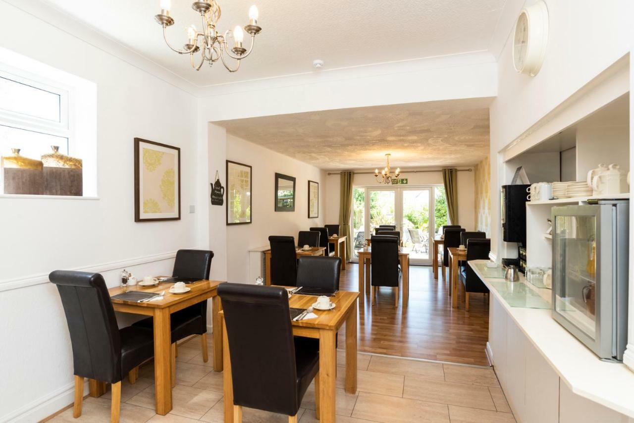 Blueshutters Hotel Poole Bagian luar foto