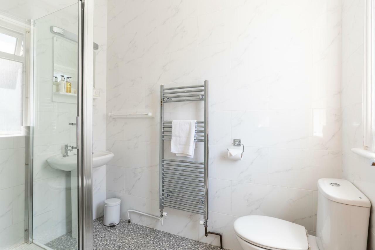 Blueshutters Hotel Poole Bagian luar foto