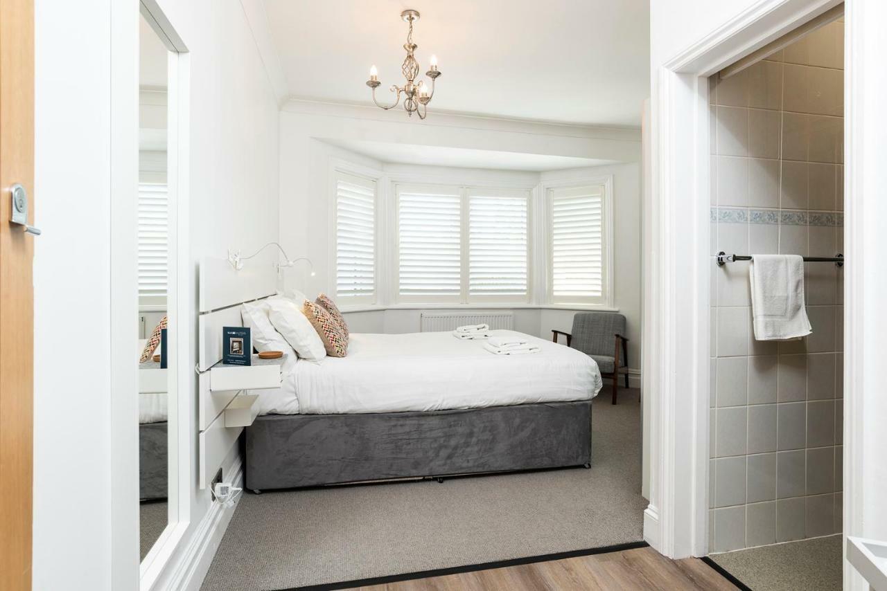 Blueshutters Hotel Poole Bagian luar foto